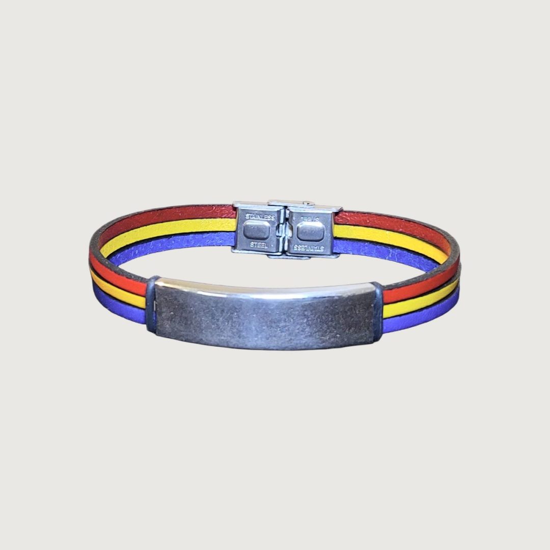 Brățară piele tricolor cu accesorii din inox