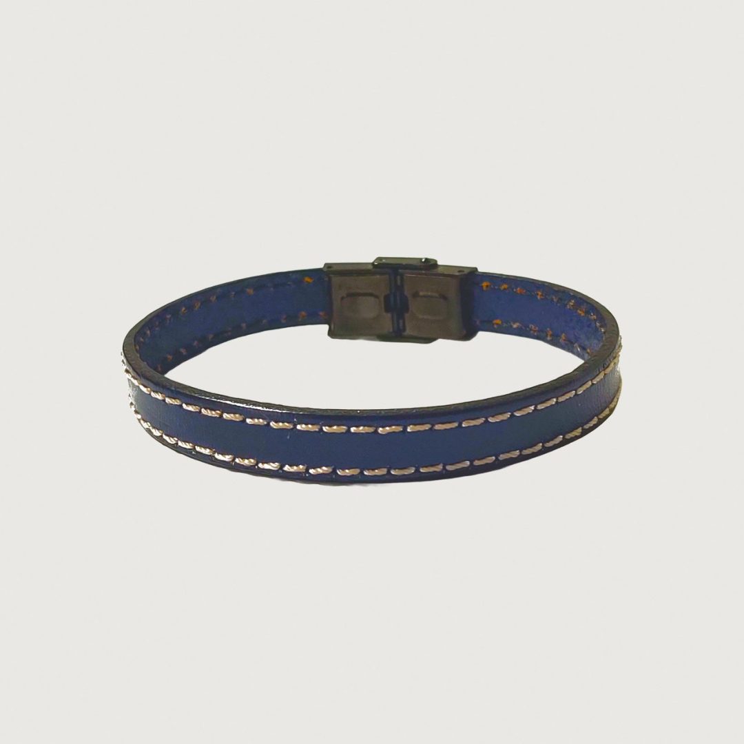 Brățară piele bleumarin cusută cu ață albă
