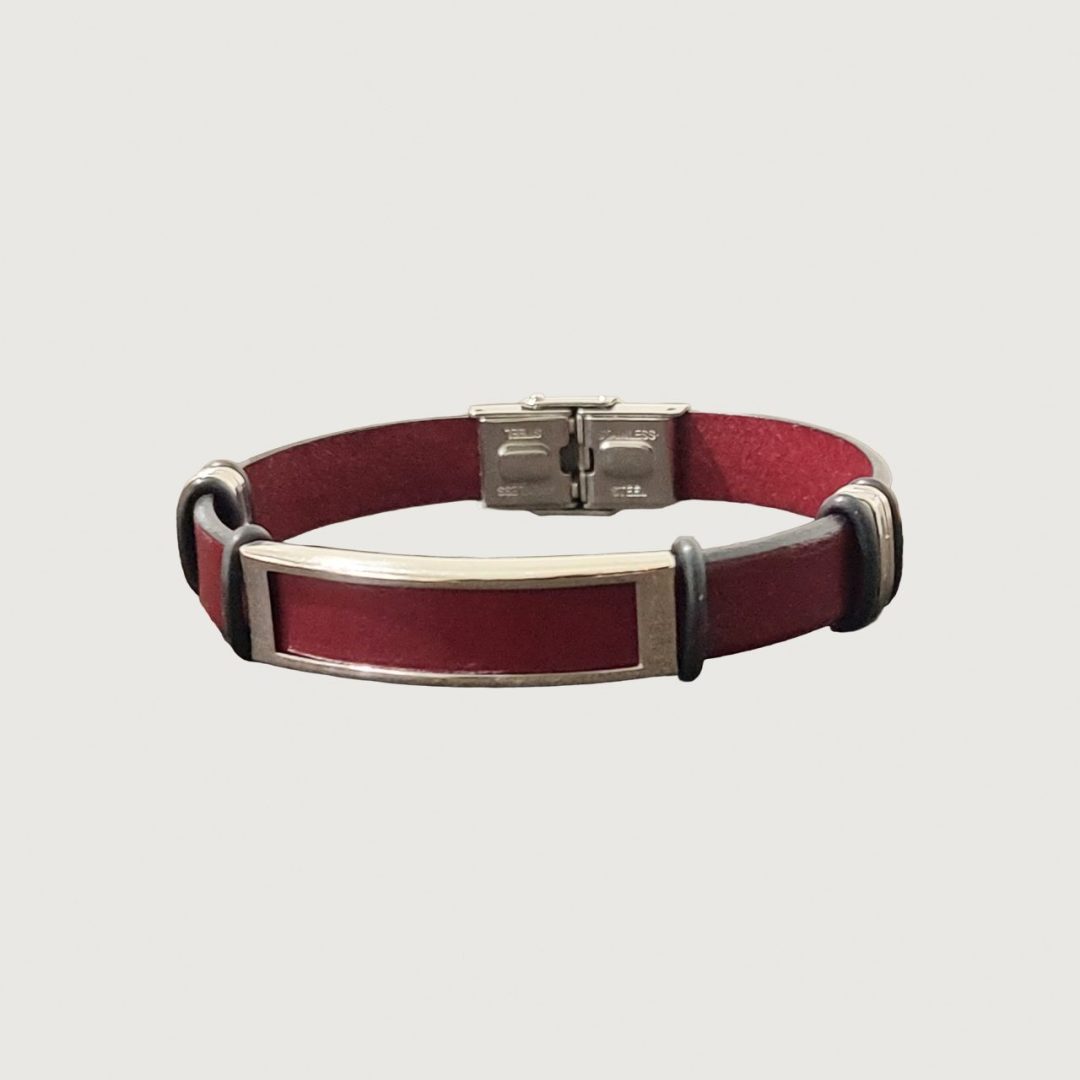 Brățară piele vișinie cu accesorii din inox