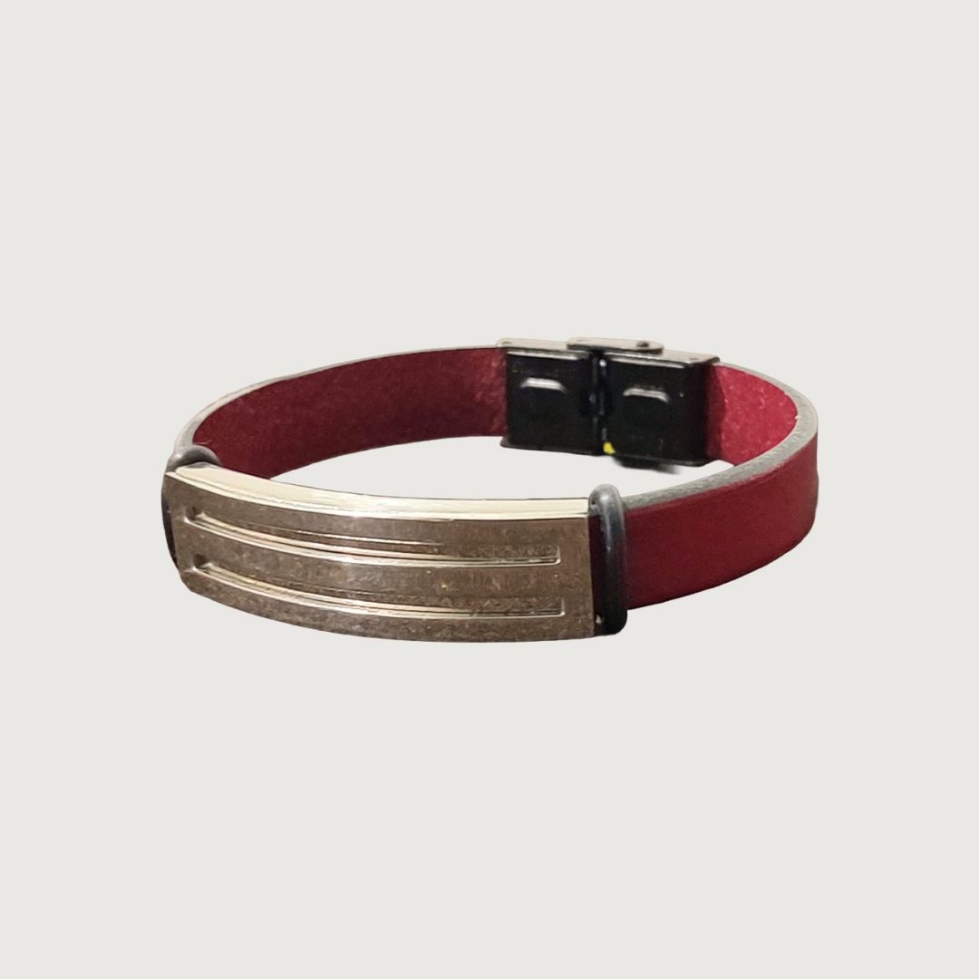 Brățară piele vișinie cu accesorii din inox